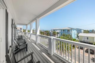 Sol Mate Roof top deck at the Beach Private heated pool spa and firepit - 6