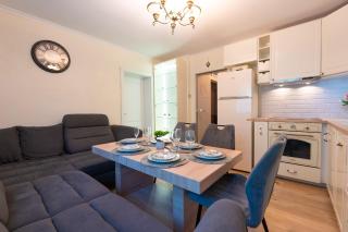 Excellent 2BR Flat In downtown - 4