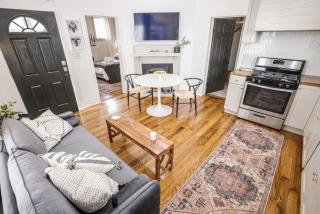 Art-Deco 1BR Near Downtown Lafayette - 5
