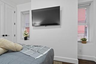 Stylish 2BR JC Stay Near MetLife and NYC Sleeps 6 - 5