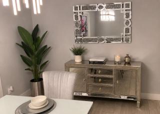 Modern Miami Home l Sleeps 12 l Free Parking - 2