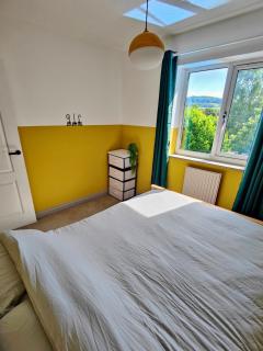 Fun & Comfortable 3bd, Large Sofa Bed, Garden - 1