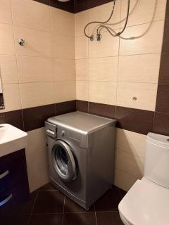 Golden Line Apartment - 3