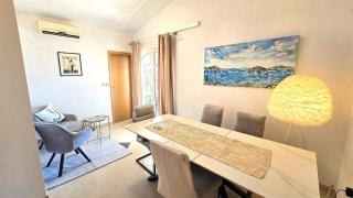 Avalena Penthouse - 1