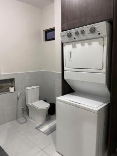 Luxury Vacation Condo 10 mins from Airport! - 7