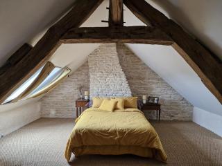 Maison en pierre, jardin, calme en Bourgogne - 1
