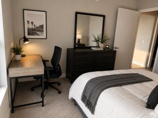 Modern Hollywood Penthouse with New Luxury Furnishing - 8