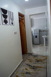 GoldencwAirbnb - 3