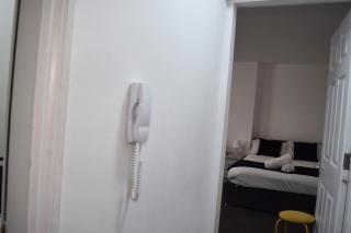 Ilkeston 2BR 3Bed Apartment w'Smart TV & WiFi - 5
