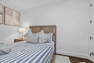 Vibrant 2BR Near MetLife with NYC Access and Parking - 2