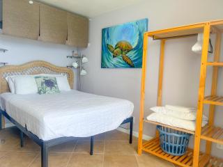 Secluded Ocean Bay Beachfront Condo on the Sand condo - 8