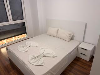 Central City Apartment with Mountain View - 4