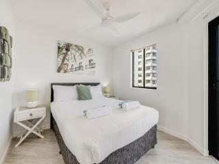 Nautilus Private Rooftop Spa - Mooloolaba - 2