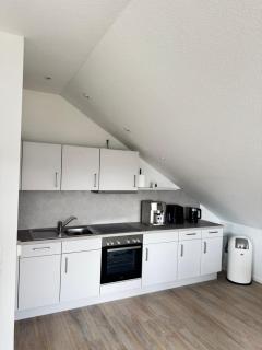 Studio No 1 - 4