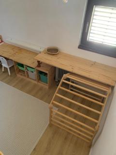 Homey 2-Level Apt with Piano, Workspace & Terraces - 4