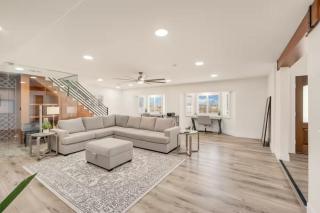 All-In Villa 7BR 6BA with Theater, Karaoke, & Pool - 4