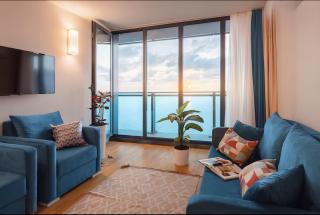 Premium Suite Sea View Hotel - Batumi - 2