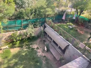 Sleek, contemporary 3-bed home with scenic views - 1
