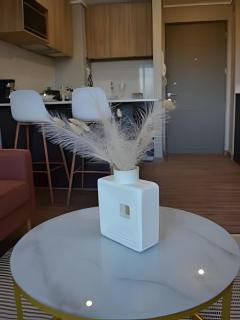 Depto. nuevo en condominio, estacionamiento y wifi - 4