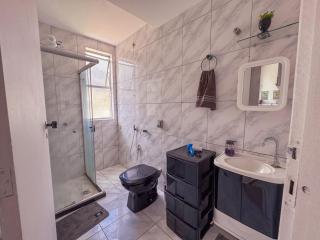 Apartamento Aconchegante A Poucos Passos da Praia em Amaralina - 9
