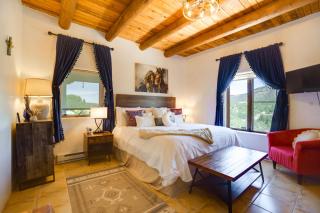 Panoramic Mtn Views! Couple's Casita in Santa Fe - 1