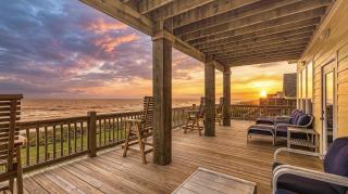Beachfront - Hot Tub - Putt Putt - Fire Pit - Pet Friendly - 0