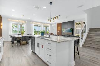 8 Bedrooms 6 Bathrooms Encore 7686 Fd - 1