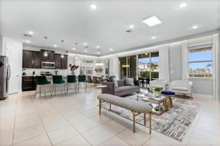 5 Bedrooms 4 Bathrooms Encore 7775 Wd - 3