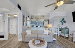 Pinnacle Port Penthouse #29 - 1