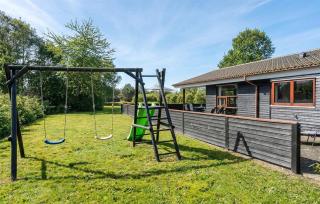 Beautiful Home In Juelsminde With Sauna - 4