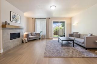 Spacious West Linn MidTerm Retreat - 3BR, Fully Fenced Family Friendly Home - 0