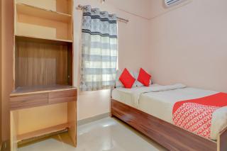 Hotel O by OYO Sidhu Kanhu & Banquet - 7
