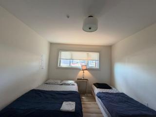 Vancouer Downtown Apartment, Free Parking, Walk to BC Place, Skytrain - 2