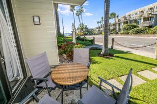 A17 Sand and Surf Retreat - 9