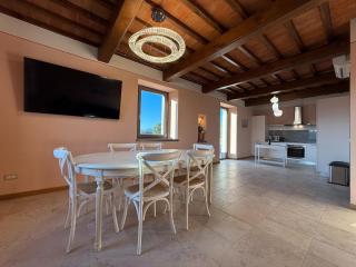 Spacious Holiday Home with shared pool in Poppi - Poppi - 9