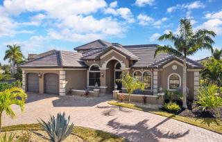 Eden - Luxury Vacation Villa for up to 12 Guests - 0