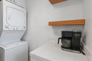 G7 - Cozy Beach Cottage - 5