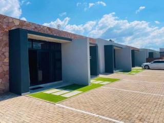 MRF Lodge - 0