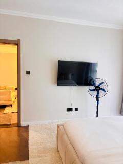 Ww Homes 3 Bedroom Apartment Apple Tree - 5