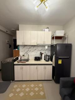 Newly Renovated Condominium in Lapu-Lapu - Condo De Familia Campanilla - 9