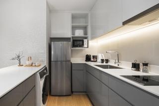 Oakwood Suites Bangkok - 4