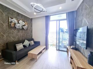 Vinhome Central Park 2 Bedroom Apartment - 4