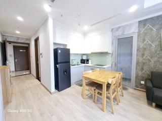 Vinhome Central Park 2 Bedroom Apartment - 1
