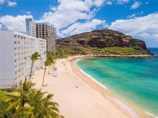 Secluded Ocean Bay Beachfront Condo on the Sand condo - 9