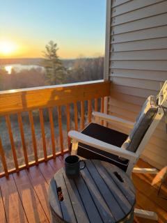 Lakeview Loft near Lake Winnipesaukee - 0
