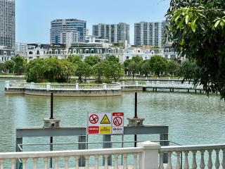Modern Cozy Apartment for Business Travelers in Vinhomes Green Bay Hanoi - 7