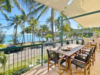 Sails on Horseshoe Apartment 4 - 9