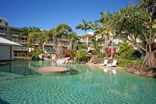 Alex Beach Resort 3BR Apt 428 - 8