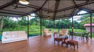 Tiara Room at Mandawa BY 29Bungalow - 2