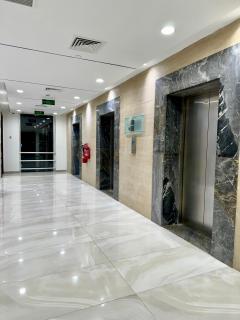 Penta Square Hotel Apartments - 9